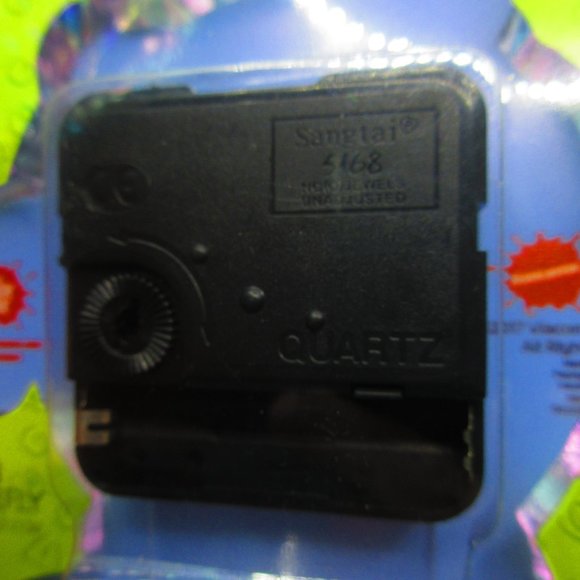 Brand New Rocko's Modern Life Wall Clock Nick Box Fall 2017 EXCLUSIVE - Picture 7 of 8